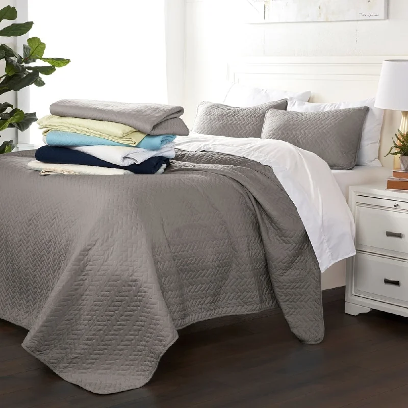 Luxury Ultra Soft Herring Quilted Coverlet Set