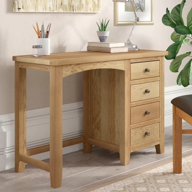 Arttu Castle Dressing Table