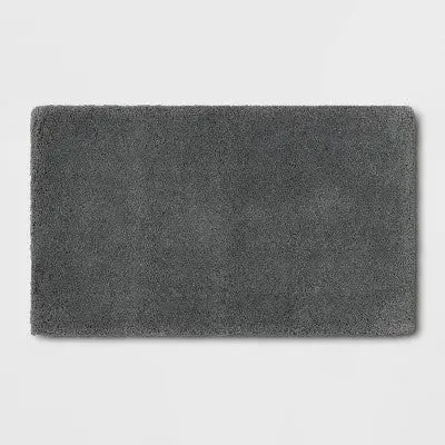 24"x40" Bath Rug Dark Gray- Threshold Signature